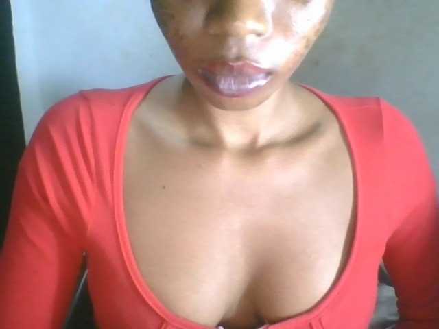 Juicyxpussy live cam on BongaCams