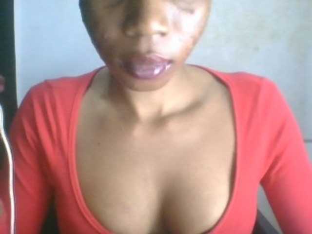 Juicyxpussy live cam on BongaCams