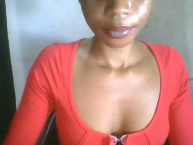 Juicyxpussy live cam on BongaCams