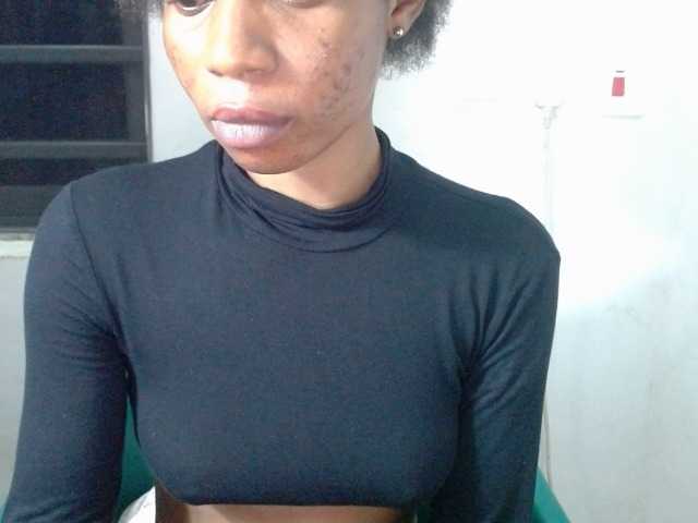 Juicyxpussy live cam on BongaCams