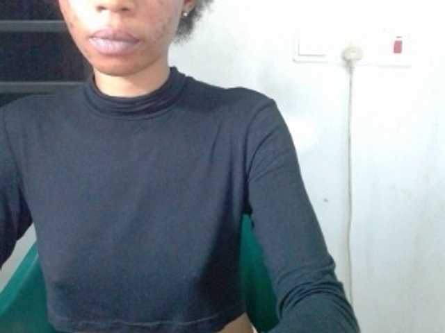 Juicyxpussy live cam on BongaCams