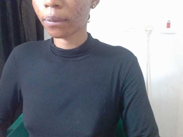 Juicyxpussy live cam on BongaCams