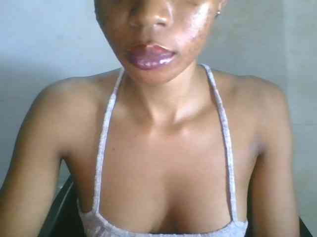 Juicyxpussy webcam