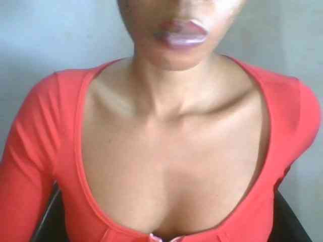 Juicyxpussy webcam