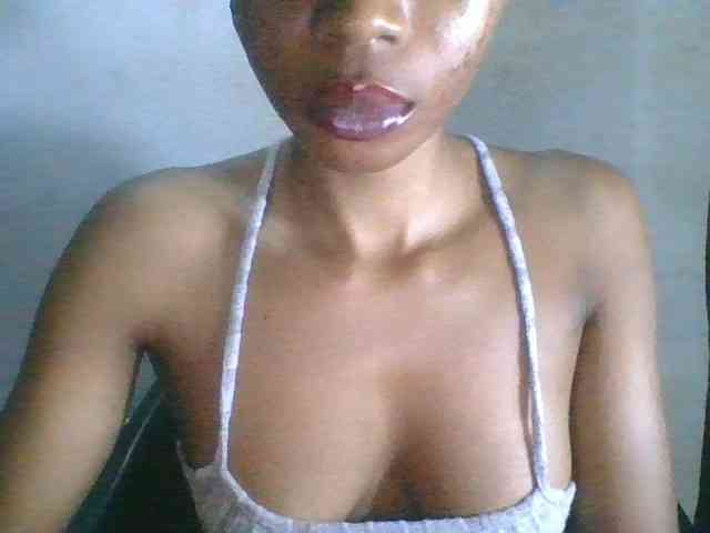Juicyxpussy webcam