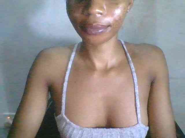 Juicyxpussy webcam