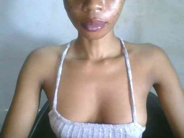 Juicyxpussy webcam