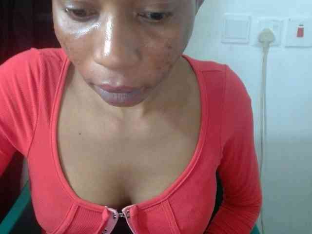 Juicyxpussy webcam
