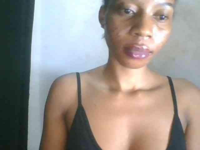 Juicyxpussy webcam