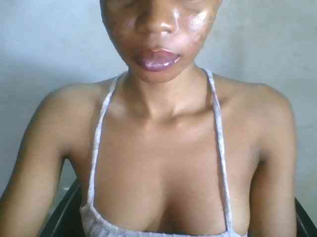 Juicyxpussy webcam