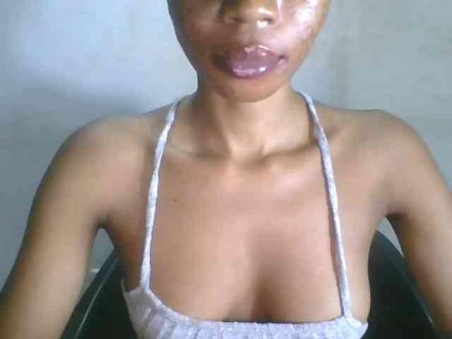 Juicyxpussy webcam