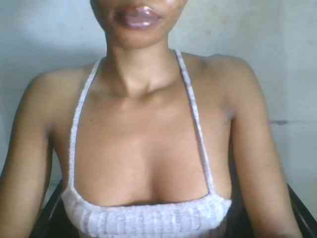 Juicyxpussy webcam