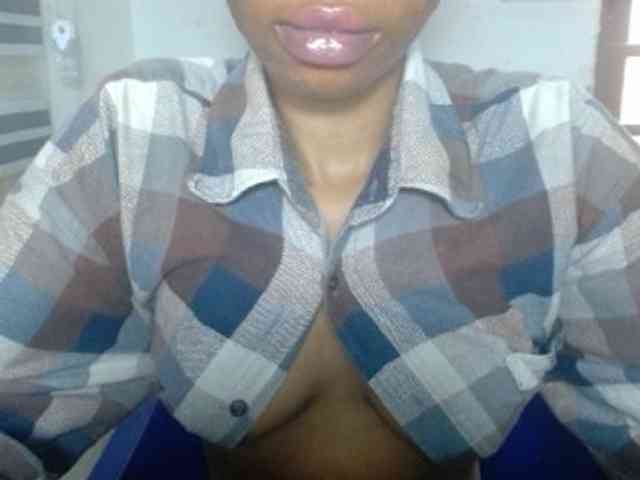 Juicyxpussy webcam