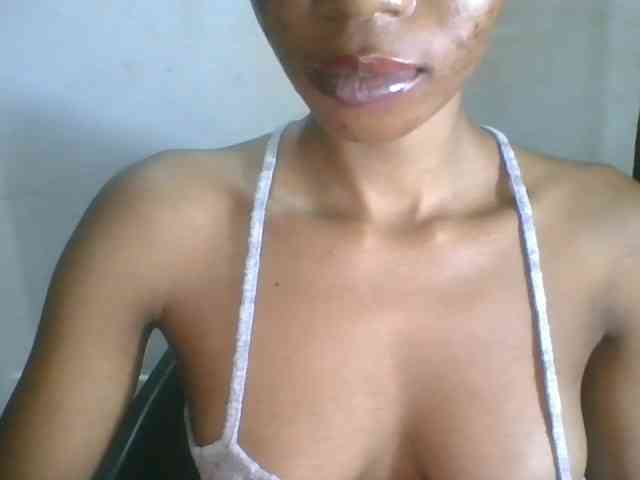 Juicyxpussy webcam