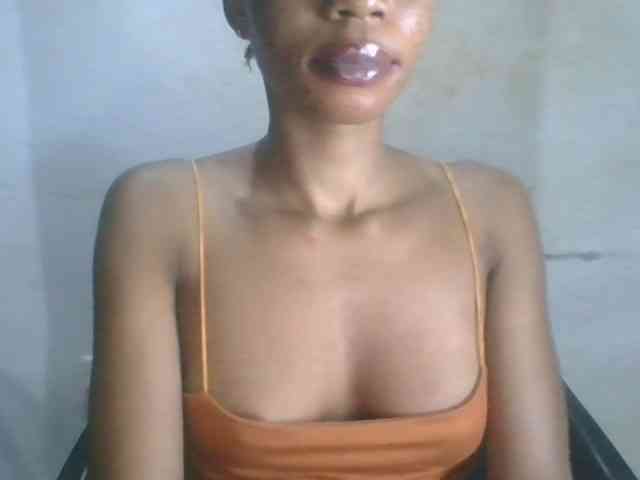 Juicyxpussy webcam