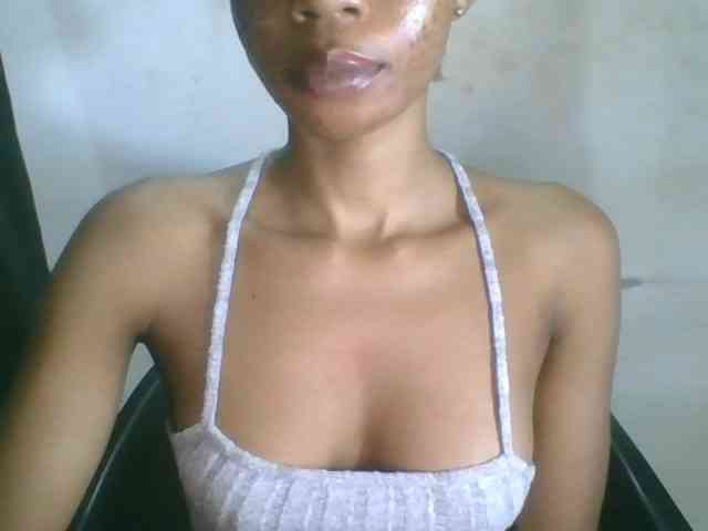 Juicyxpussy webcam