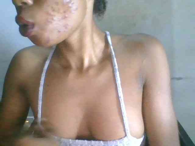 Juicyxpussy webcam