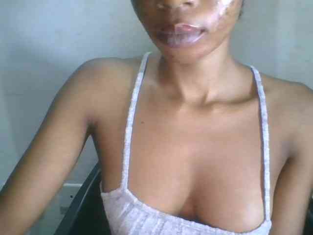 Juicyxpussy webcam