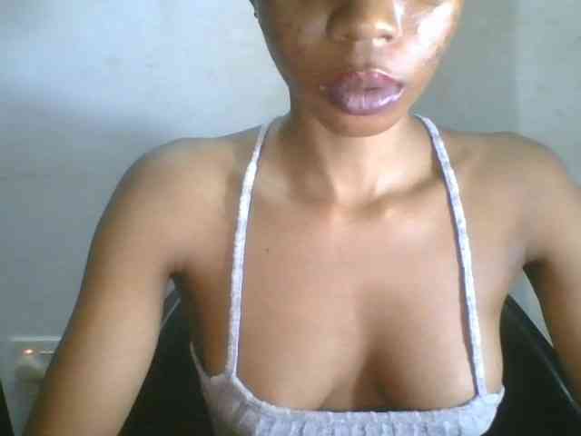Juicyxpussy webcam