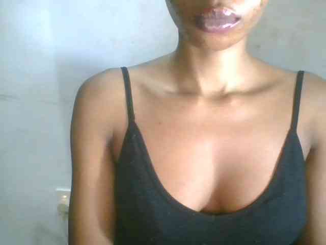 Juicyxpussy webcam