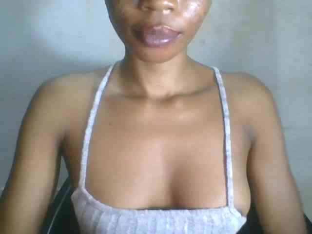 Juicyxpussy webcam