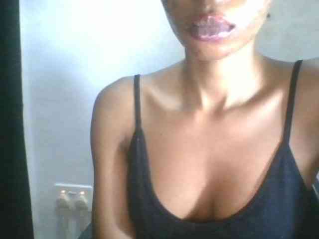 Juicyxpussy webcam