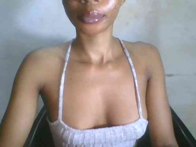 Juicyxpussy webcam