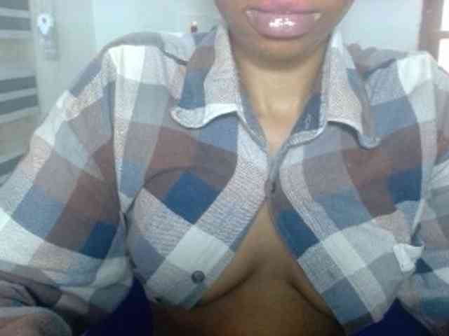 Juicyxpussy webcam