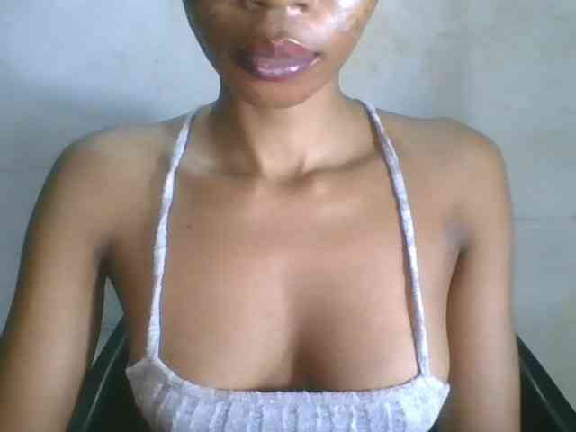 Juicyxpussy webcam