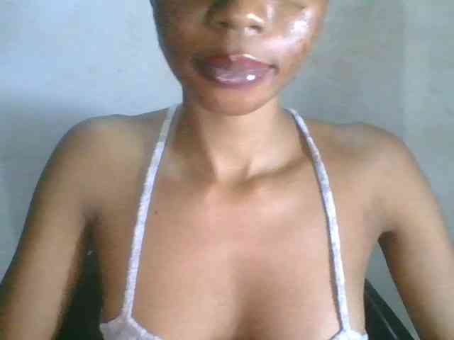 Modèle: Juicyxpussy