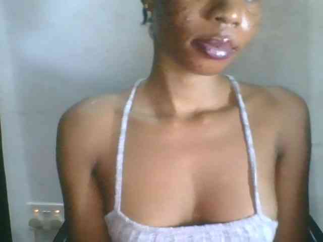 Juicyxpussy webcam