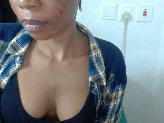 Juicyxpussy webcam