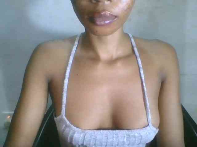 Juicyxpussy webcam