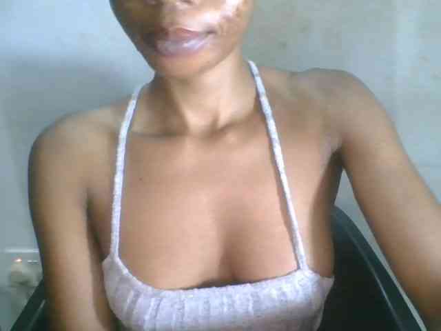 Juicyxpussy webcam