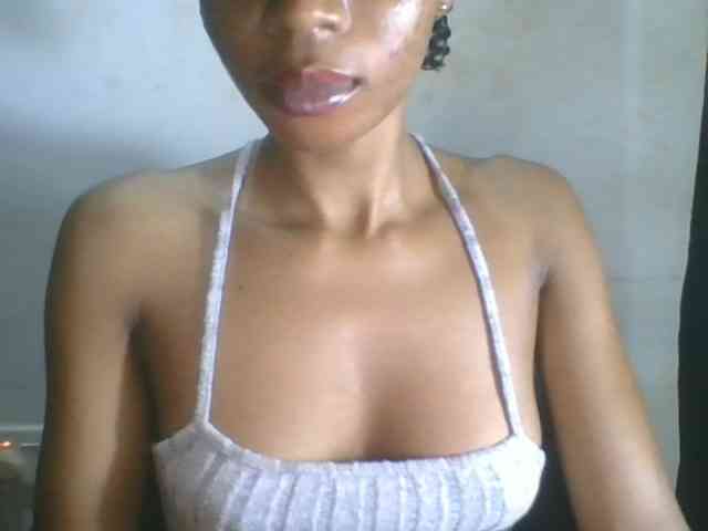 Juicyxpussy webcam