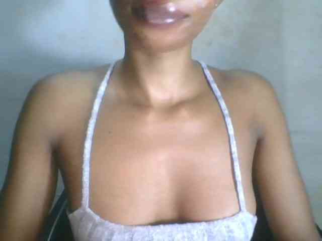 Juicyxpussy webcam