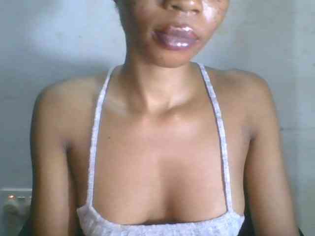 Juicyxpussy webcam