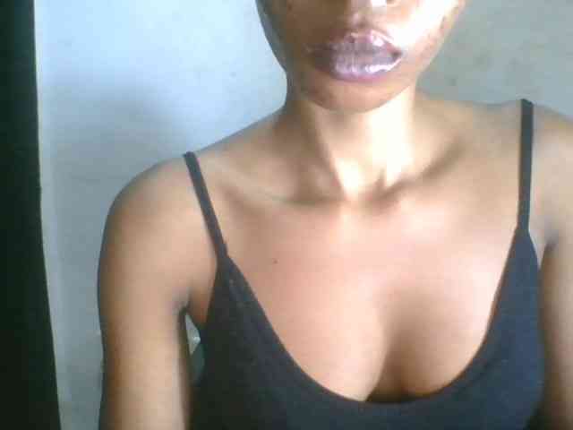 Juicyxpussy webcam