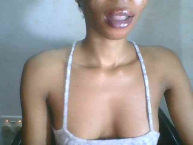 Juicyxpussy webcam