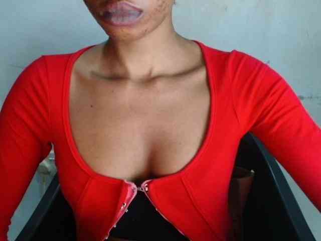 Juicyxpussy webcam