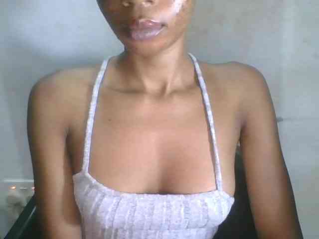Juicyxpussy webcam