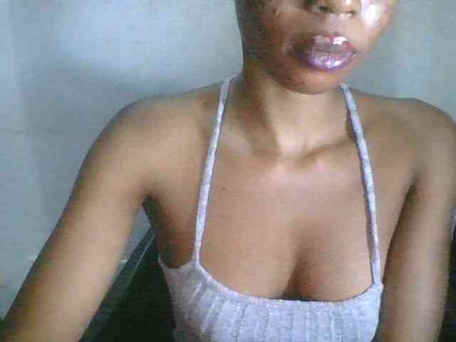 Juicyxpussy webcam