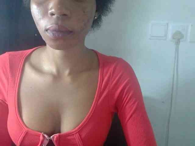 Juicyxpussy webcam
