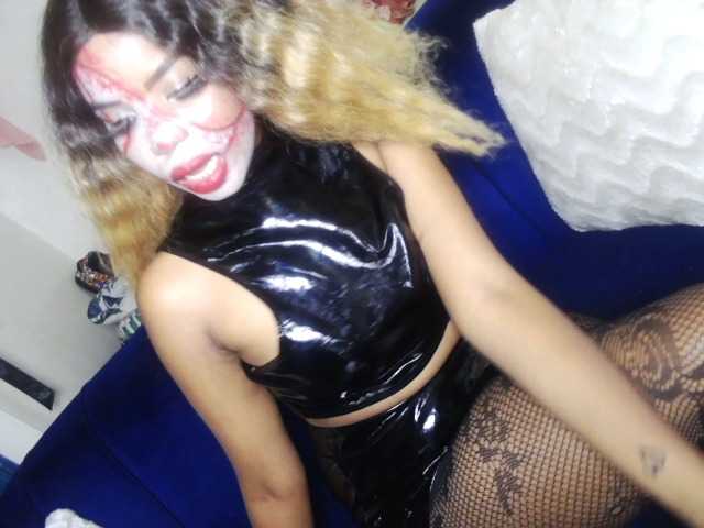AmberAllure live cam on BongaCams