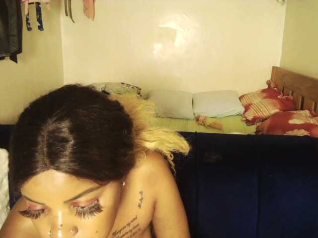 AmberAllure live cam on BongaCams