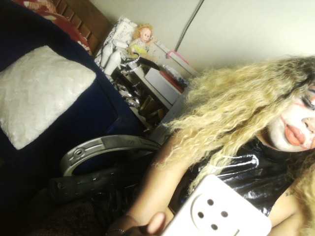AmberAllure live cam on BongaCams