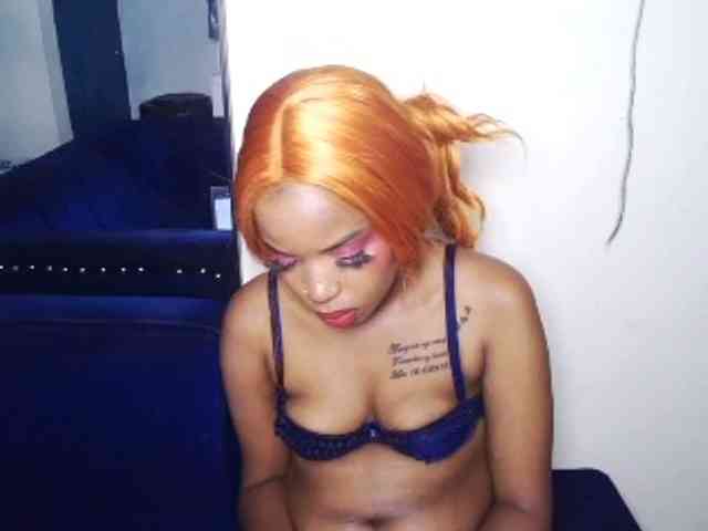AmberAllure webcam