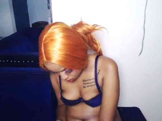 AmberAllure webcam