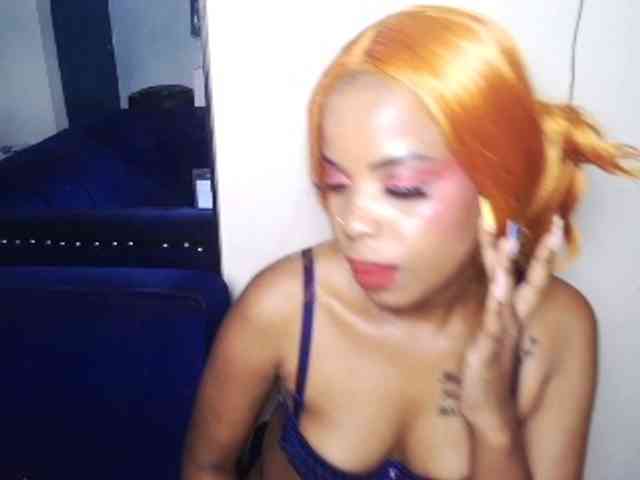AmberAllure webcam