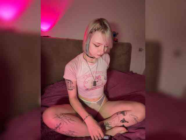 kirbyKira webcam